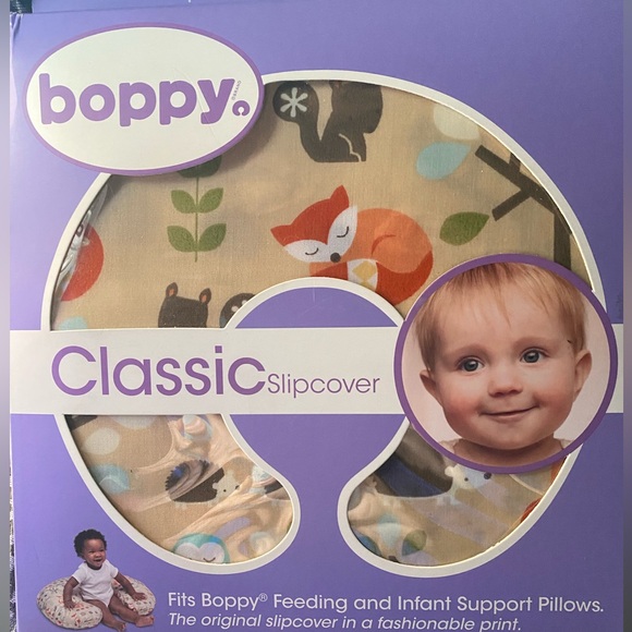 BOPPY. Classic Pillow Slipcover - Picture 3 of 3